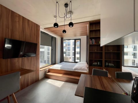 Bedroom, Quiet street view