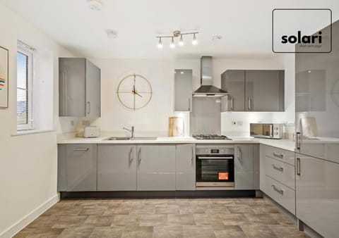 Kitchen or kitchenette, kitchen, kitchen