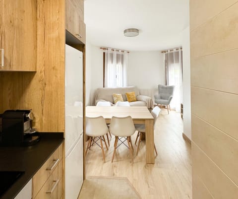 Living room, Dining area, kitchen