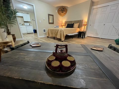 Far East Escape- Salem Apartment in Salem