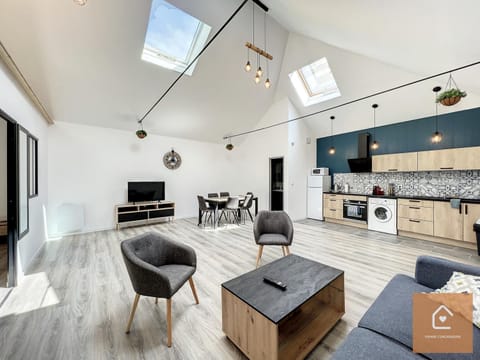 TV and multimedia, Kitchen or kitchenette, Living room, pet friendly