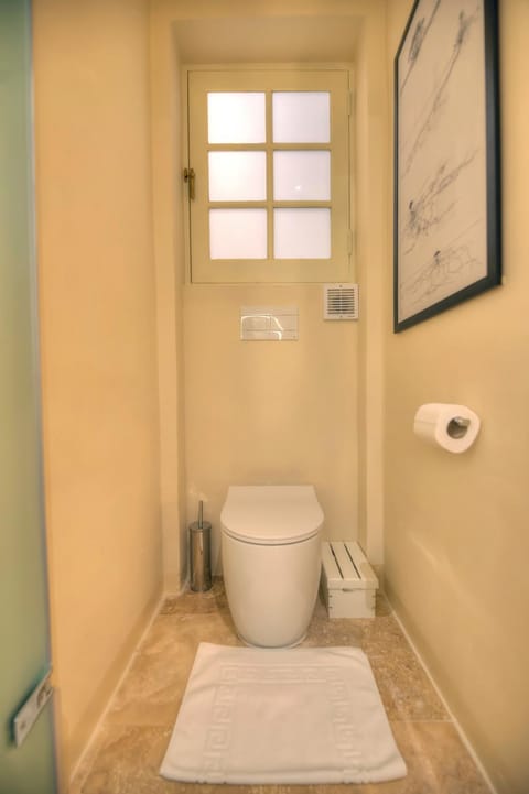 Stylish & traditional 1 bedroom apartment DDEM1-1 Apartment in Valletta