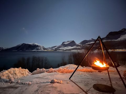 Night, Natural landscape, Winter, Lake view, Mountain view