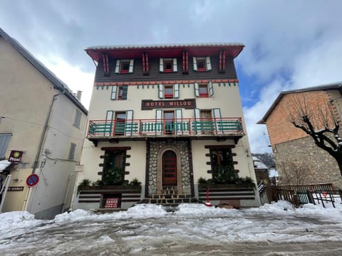 Property building, Winter