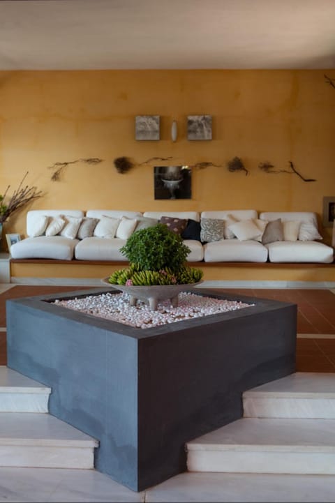 Communal lounge/ TV room, Living room