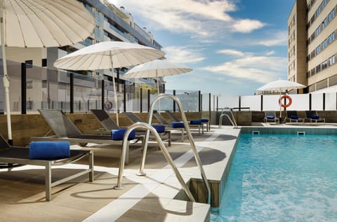 Swimming pool, Swimming pool
