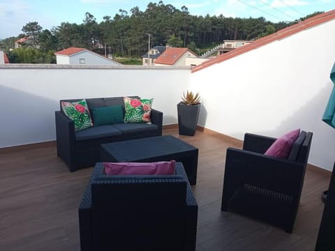 View (from property/room), Balcony/Terrace