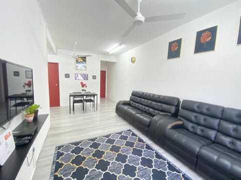 Property building, Living room, Diving