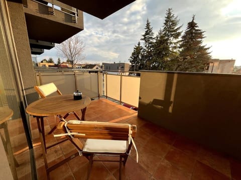 View (from property/room), Balcony/Terrace