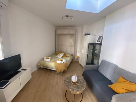 Bonito Estudio con terraza Apartment in Madrid