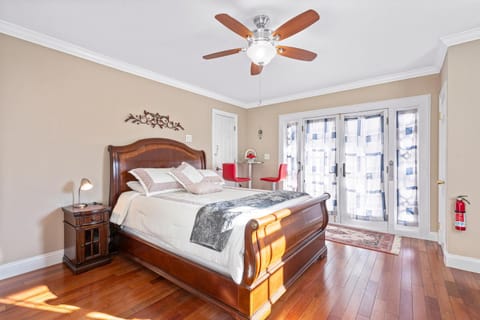 Bed, Bedroom
