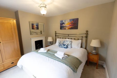 Bed, Bedroom, wardrobe