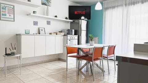 Kitchen or kitchenette, Breakfast, kitchen, kitchen