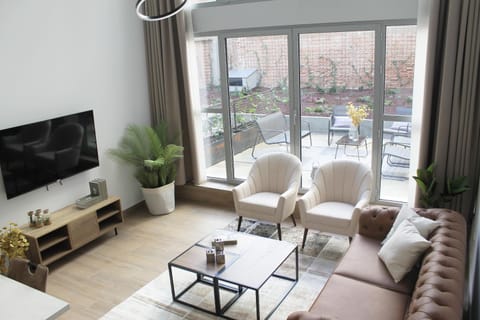 Balcony/Terrace, Living room