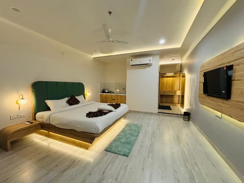 Bed, Bedroom, bidet, wardrobe, air conditioner
