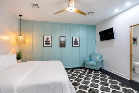 Venus Rooftop Villa Villa in Warehouse District