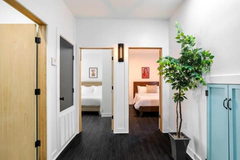 Venus Rooftop Villa Villa in Warehouse District