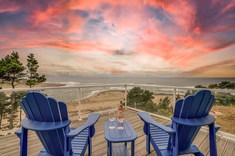 Sunset Point House in Lincoln City