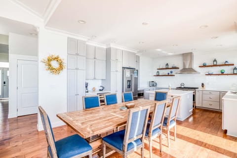 Sunset Point House in Lincoln City