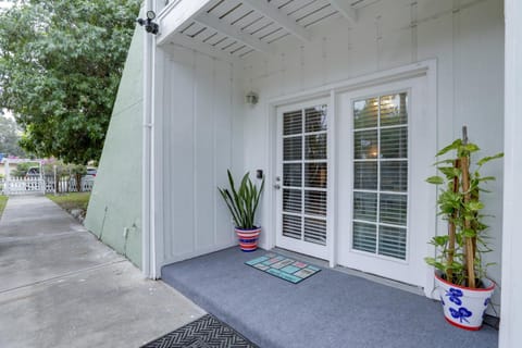 Seminole Townhome Easy Access to Beaches! House in Seminole