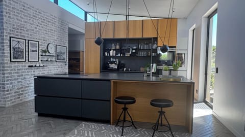 Coffee/tea facilities, kitchen