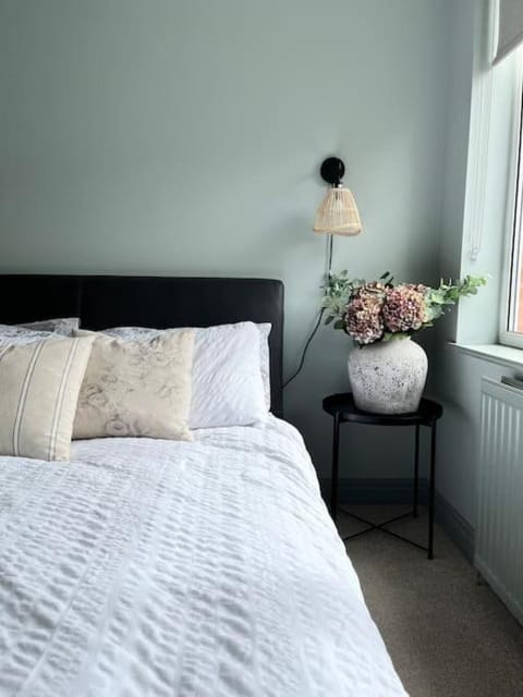 The Cottage, a perfect getaway! House in Southport