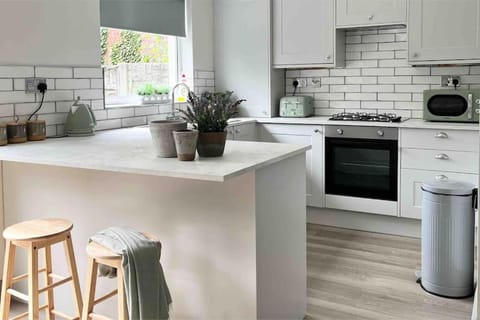 The Cottage, a perfect getaway! House in Southport