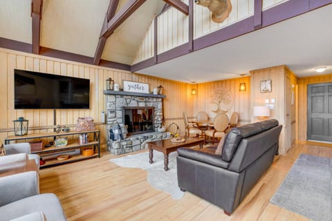 West Wind Apartment in Beech Mountain