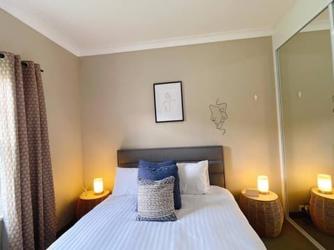 Stunning Hobart 3-bed home- close to shopping centers House in Glenorchy