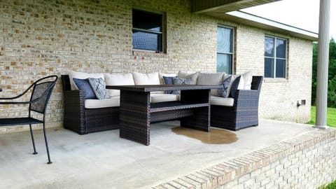 Secluded house on 60 acres close to Fall Creek Falls House in Tennessee