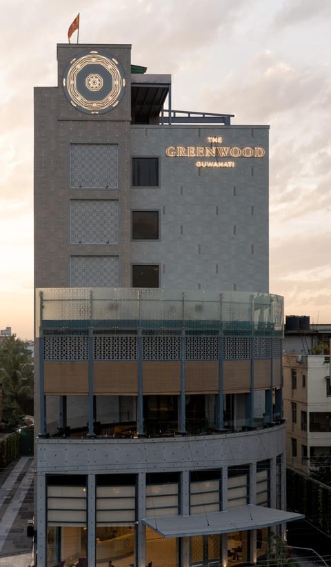 Property building, Day