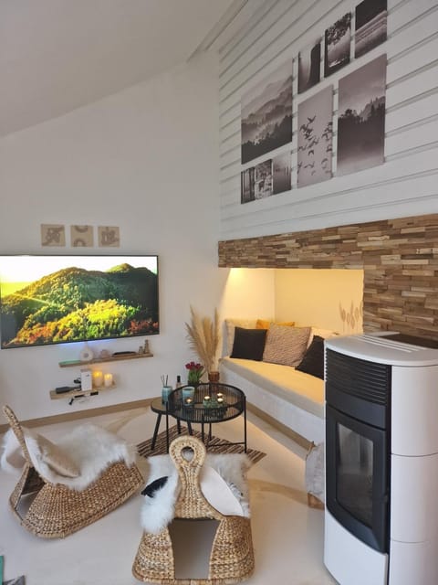 La Love Story Nature lodge in Wallonia, Belgium