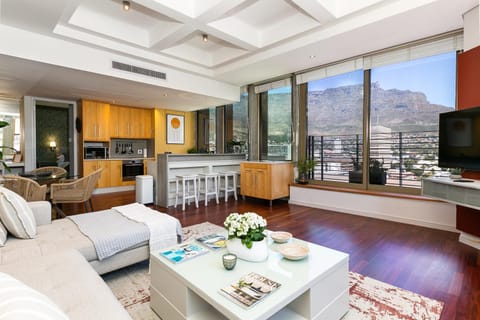 Living room, Seating area, Mountain view