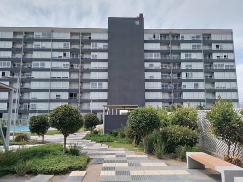 Property building, Garden view