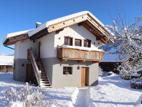 Property building, Winter
