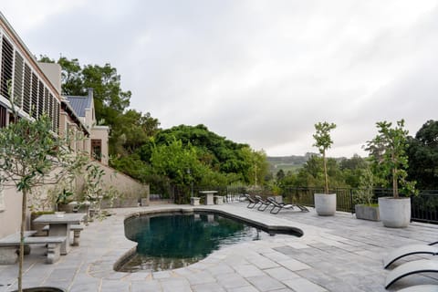 Avemore Rare Gem with full Backup Power Apartment in Stellenbosch