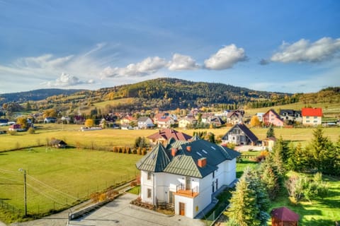 Property building, Natural landscape, Mountain view