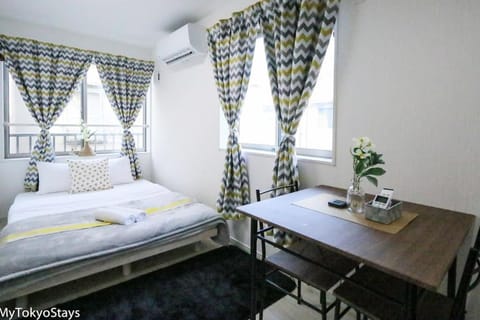 Bed, Photo of the whole room, Dining area, Bedroom, hair dresser