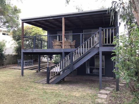 Property building, Garden, Balcony/Terrace