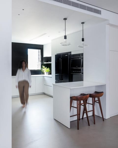 People, TV and multimedia, Kitchen or kitchenette, Dining area, pet friendly