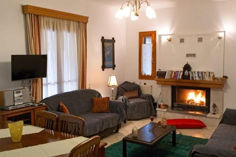 TV and multimedia, Living room, Seating area