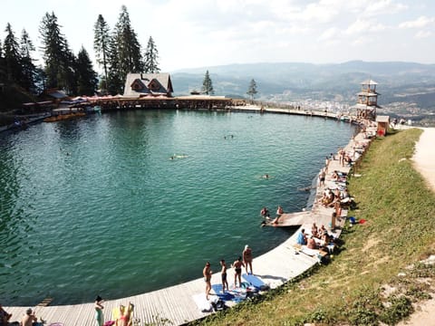 Day, People, Natural landscape, Activities, Lake view, Mountain view, Swimming pool