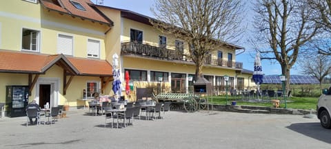 Property building, Balcony/Terrace