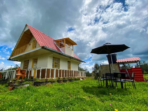 Property building, Off site, Day, Garden, Garden view