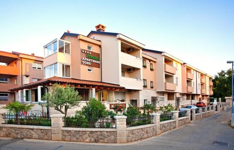 Property building, Day