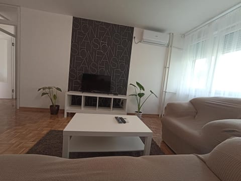 Apartment Fiesta Apartment in Belgrade