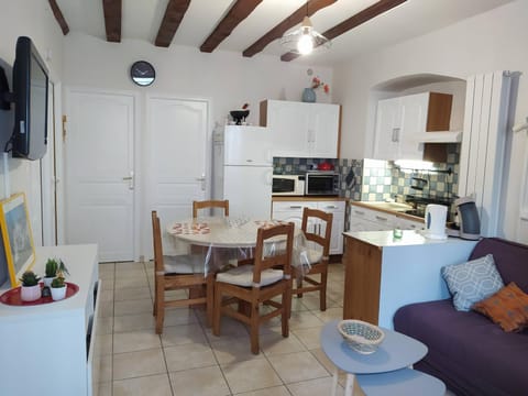 Villa L'Orée du bois Apartment in Auvergne-Rhône-Alpes