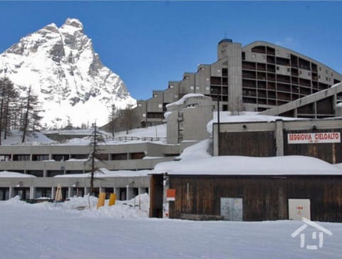 Upinthesky Cervinia Apartment in Breuil-Cervinia