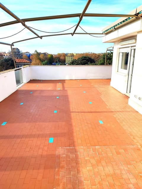 Attico Sea and Sunset Apartment in Ostia