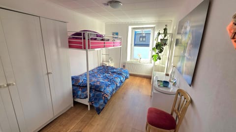 Relax Cozy Wellbeing Room Near train station Vacation rental in Luxembourg District, Luxembourg